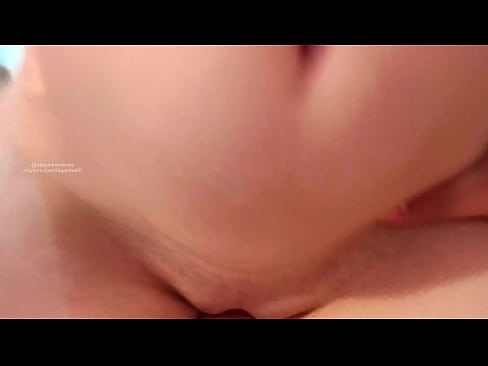❤️ 睡在姐姐的房间里,就这样被吵醒了 ☑ Super sex️❤