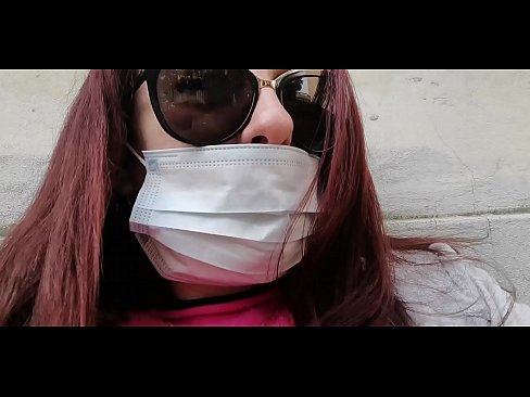 ❤️ Nicoletta报复她的邻居,在他的车库里撒尿(特别Covid19意大利检疫局) ☑ Super sex️❤